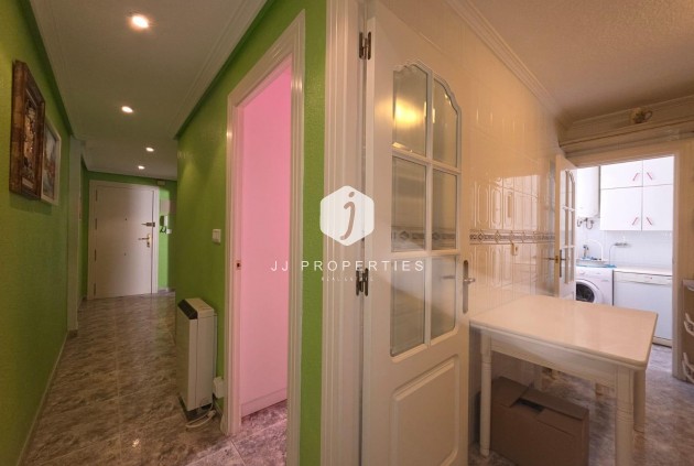 Tweedehands - Appartement / flat -
Torrevieja - Acequion