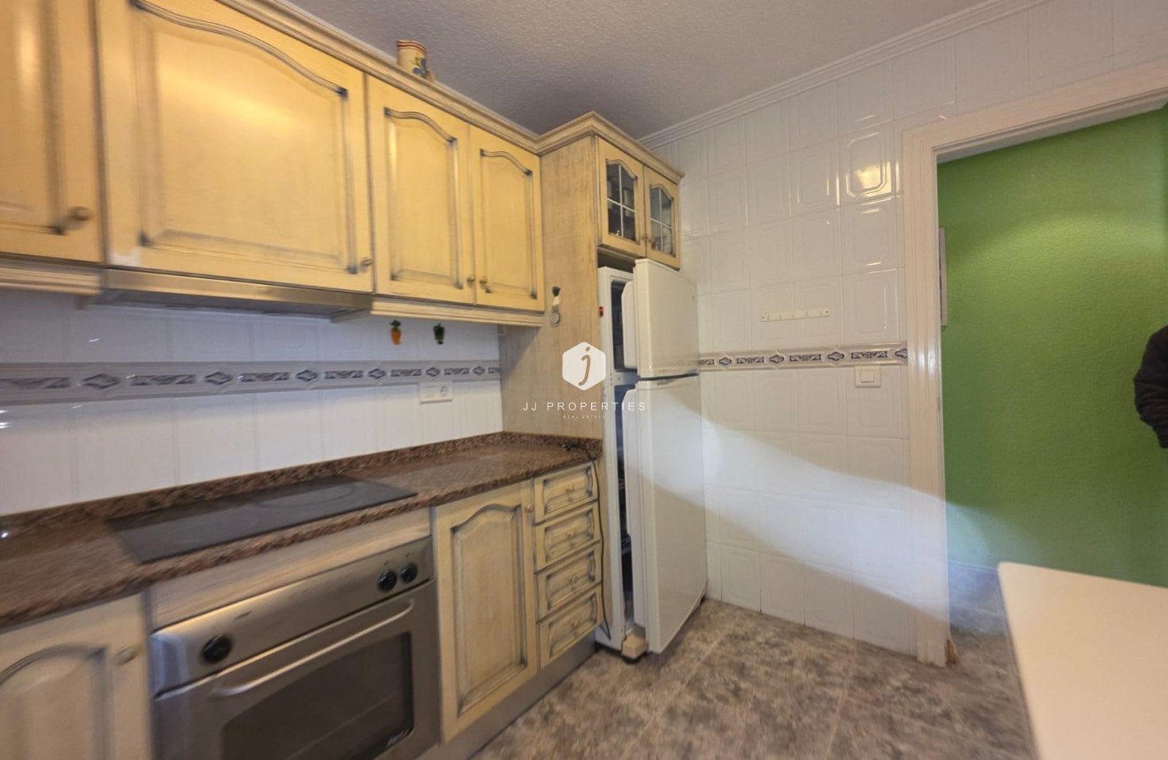 Tweedehands - Appartement / flat -
Torrevieja - Acequion