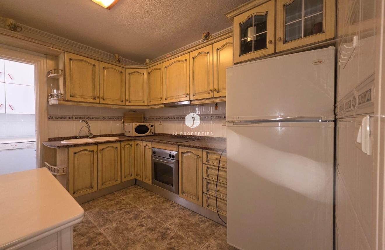 Tweedehands - Appartement / flat -
Torrevieja - Acequion