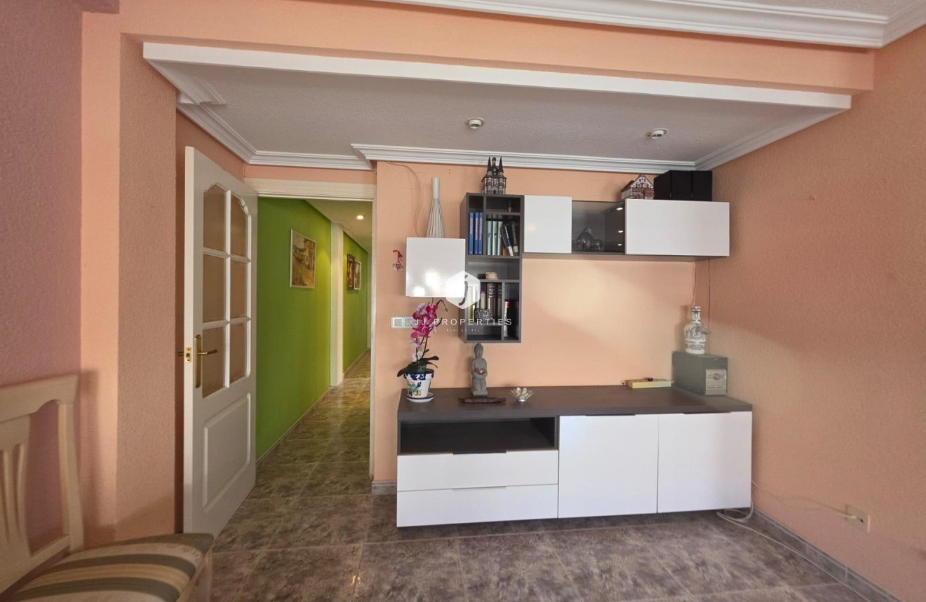 Tweedehands - Appartement / flat -
Torrevieja - Acequion