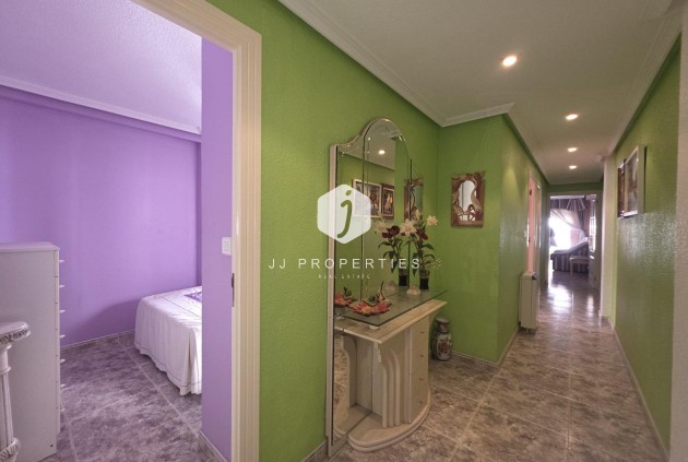 Tweedehands - Appartement / flat -
Torrevieja - Acequion