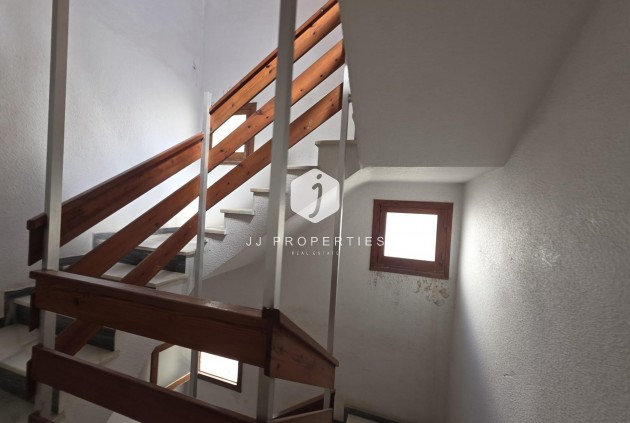 Tweedehands - Appartement / flat -
Torrevieja - Acequion