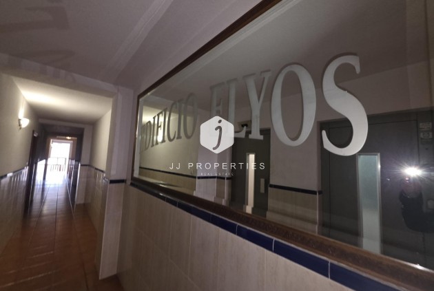 Tweedehands - Appartement / flat -
Torrevieja - Acequion