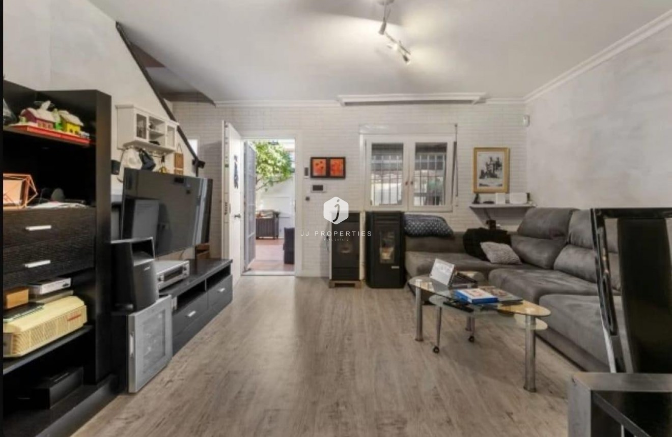 D'occasion - Chalet -
Torrevieja - aguas nuevas