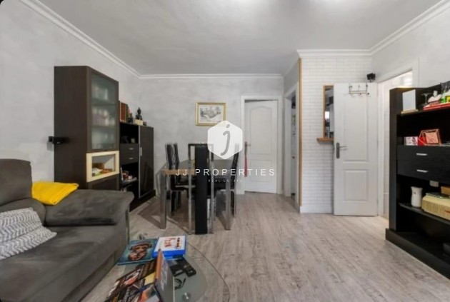 D'occasion - Chalet -
Torrevieja - aguas nuevas