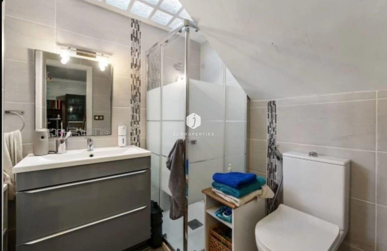 D'occasion - Chalet -
Torrevieja - aguas nuevas