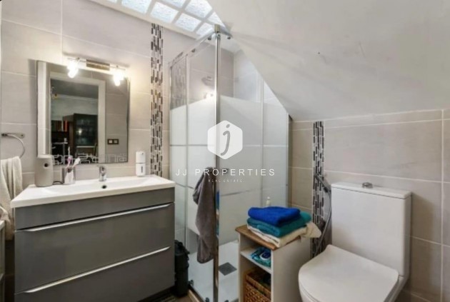 D'occasion - Chalet -
Torrevieja - aguas nuevas