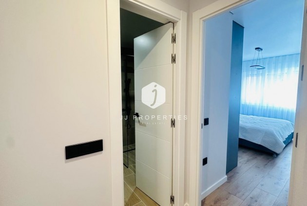 Tweedehands - Appartement / flat -
Torrevieja - Playa del Cura