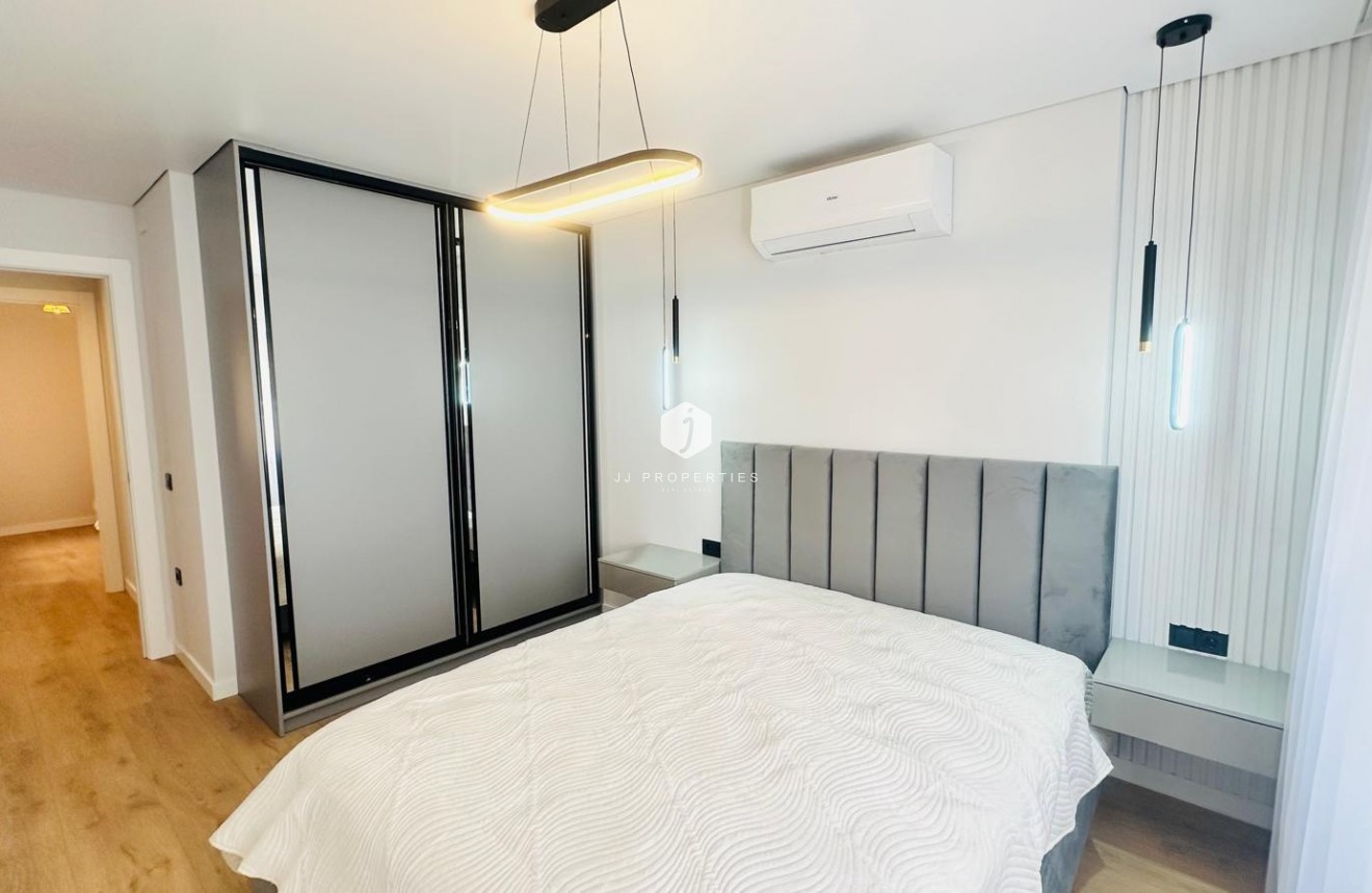 Tweedehands - Appartement / flat -
Torrevieja - Playa del Cura