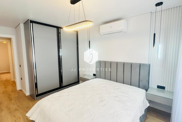 Tweedehands - Appartement / flat -
Torrevieja - Playa del Cura