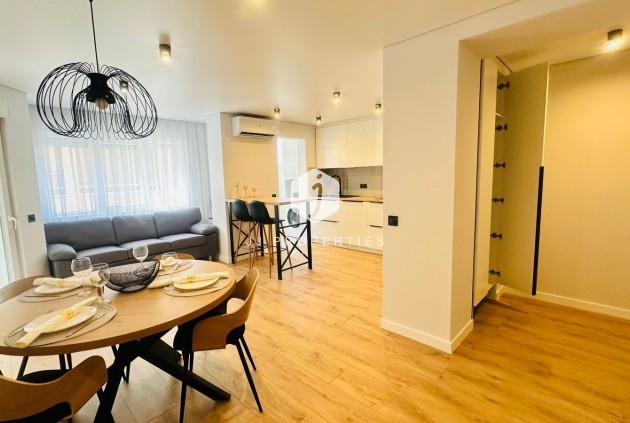 Tweedehands - Appartement / flat -
Torrevieja - Playa del Cura