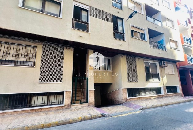 Tweedehands - Appartement / flat -
Torrevieja - Playa del Cura