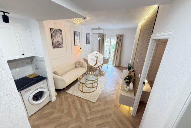 Tweedehands - Appartement / flat -
Torrevieja - Costa Blanca