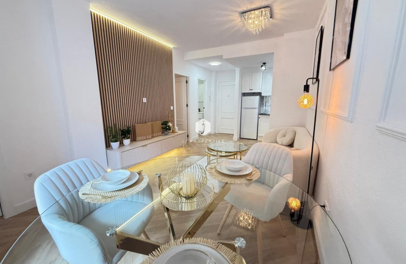 Tweedehands - Appartement / flat -
Torrevieja - Costa Blanca