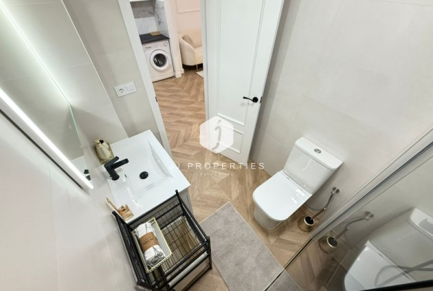 Tweedehands - Appartement / flat -
Torrevieja - Costa Blanca