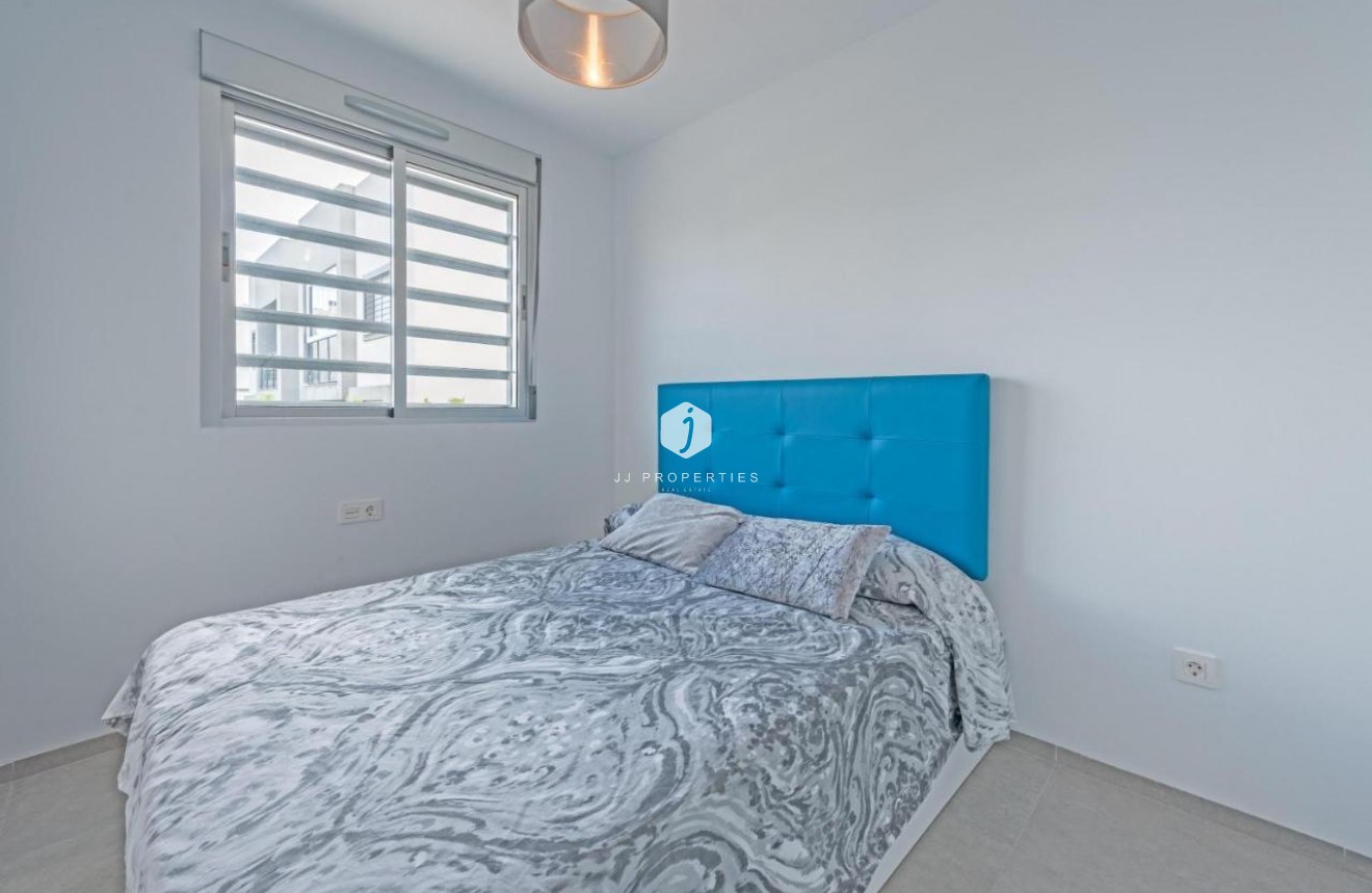 Tweedehands - Bungalow -
Torrevieja - Auguas Neuvas