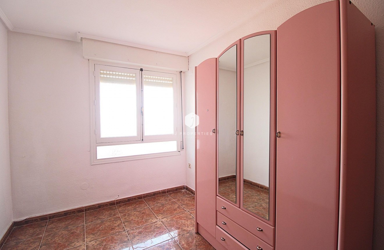 Aus zweiter Hand - Wohnung -
Torrevieja