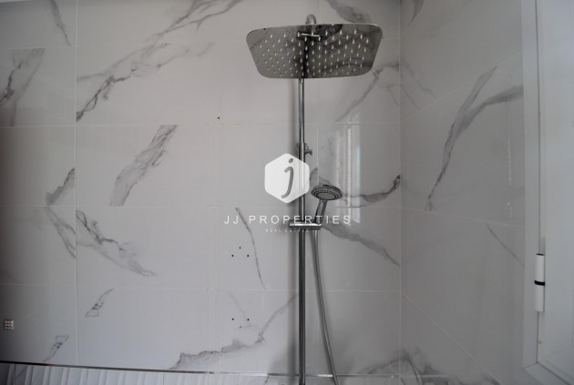 Aus zweiter Hand - Wohnung -
Torrevieja