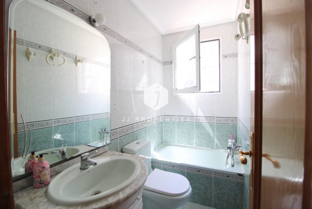 Aus zweiter Hand - Wohnung -
Torrevieja