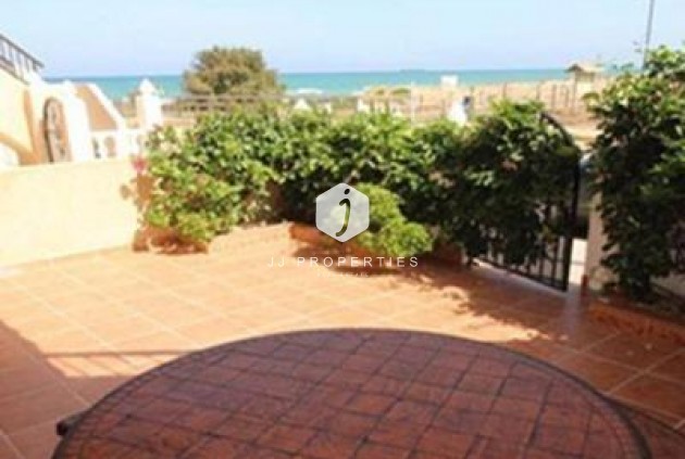 Tweedehands - Bungalow -
Torrevieja - La Mata