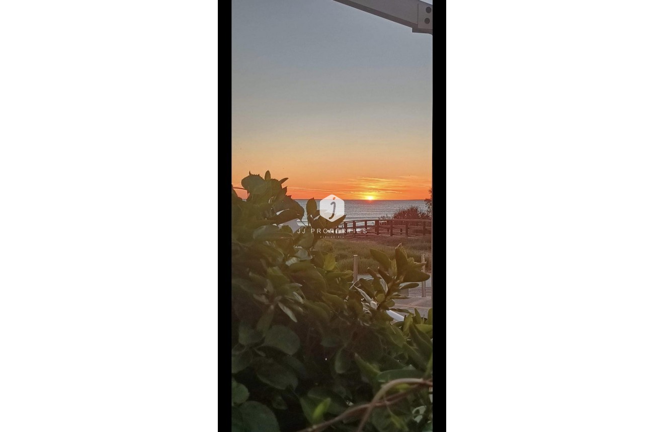 Tweedehands - Bungalow -
Torrevieja - La Mata