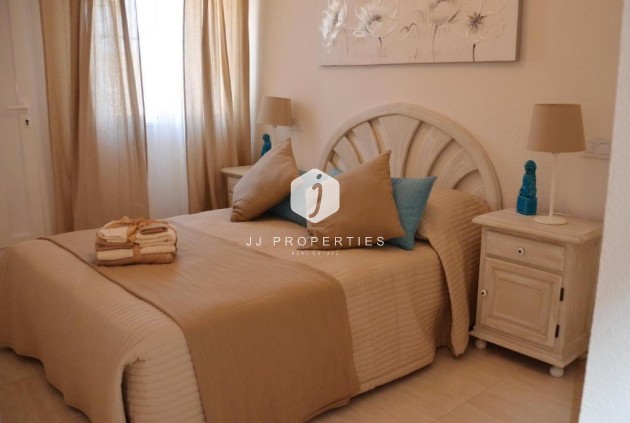 Tweedehands - Bungalow -
Torrevieja - La Mata