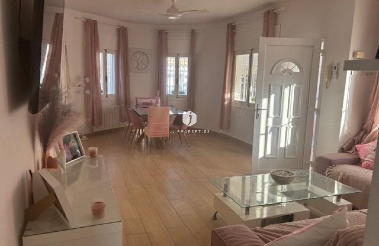 Tweedehands - Villa -
Orihuela Costa - Playa Flamenca