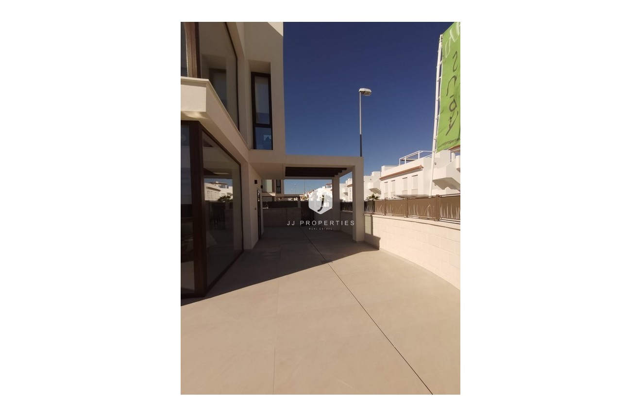 Tweedehands - Villa -
Ciudad Quesada - Costa Blanca