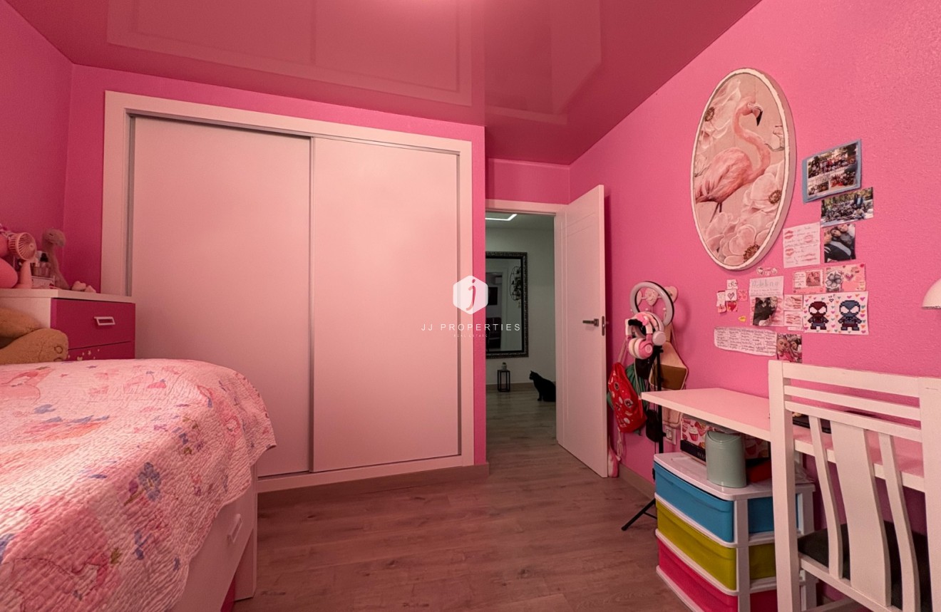 Tweedehands - Appartement / flat -
Torrevieja - Costa Blanca