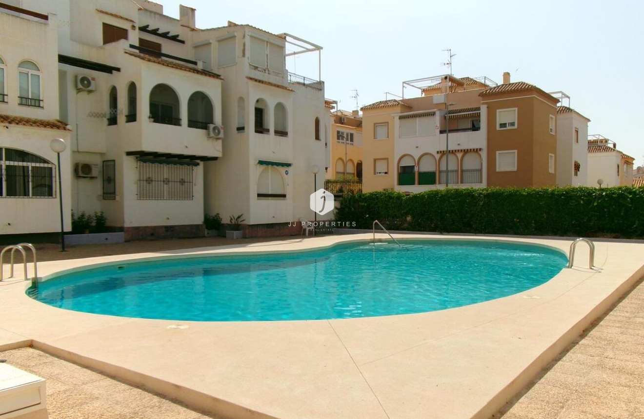 Tweedehands - Appartement / flat -
Torrevieja - Costa Blanca