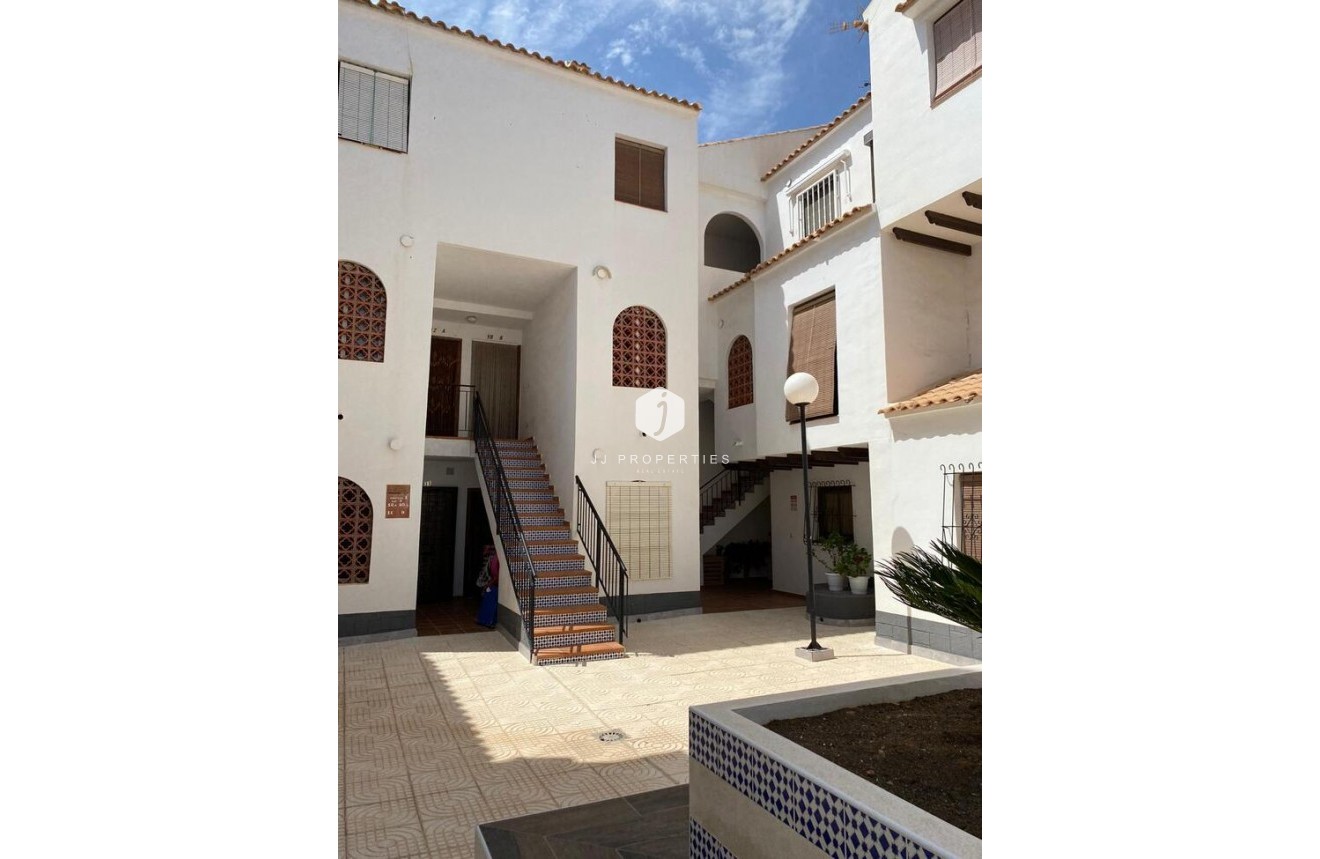 Tweedehands - Appartement / flat -
Torrevieja - Costa Blanca