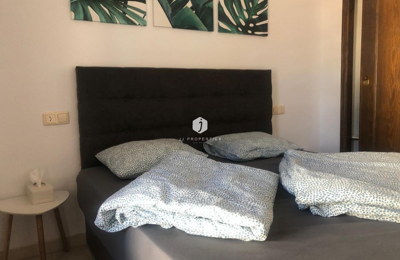 Tweedehands - Appartement / flat -
Torrevieja - Costa Blanca