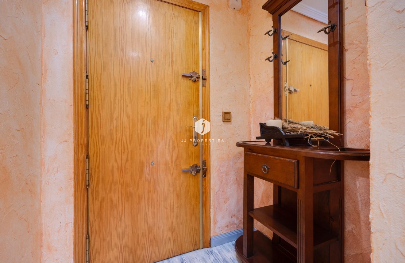 Resale - Apartment / flat -
Torrevieja - Acequion