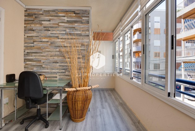 Resale - Apartment / flat -
Torrevieja - Acequion