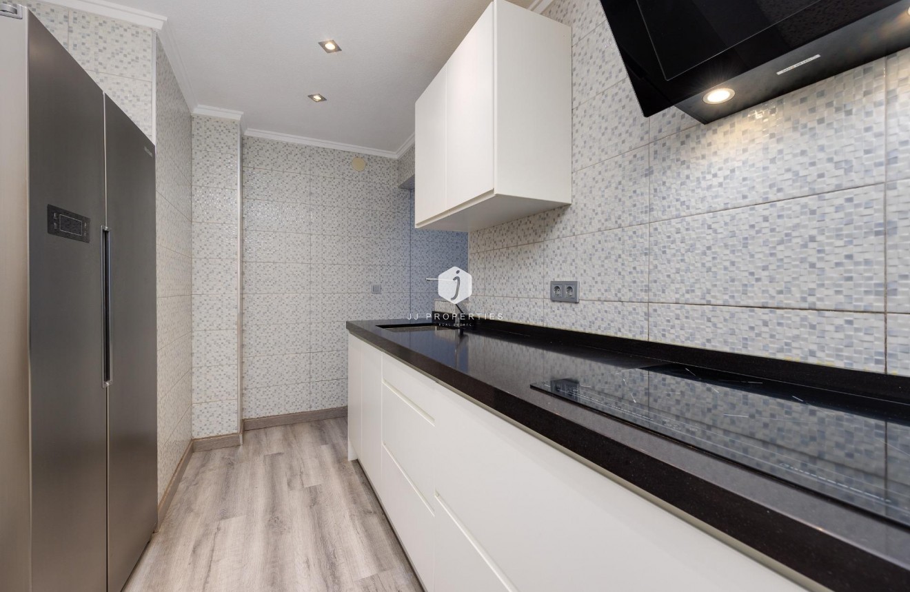 Resale - Apartment / flat -
Torrevieja - Acequion