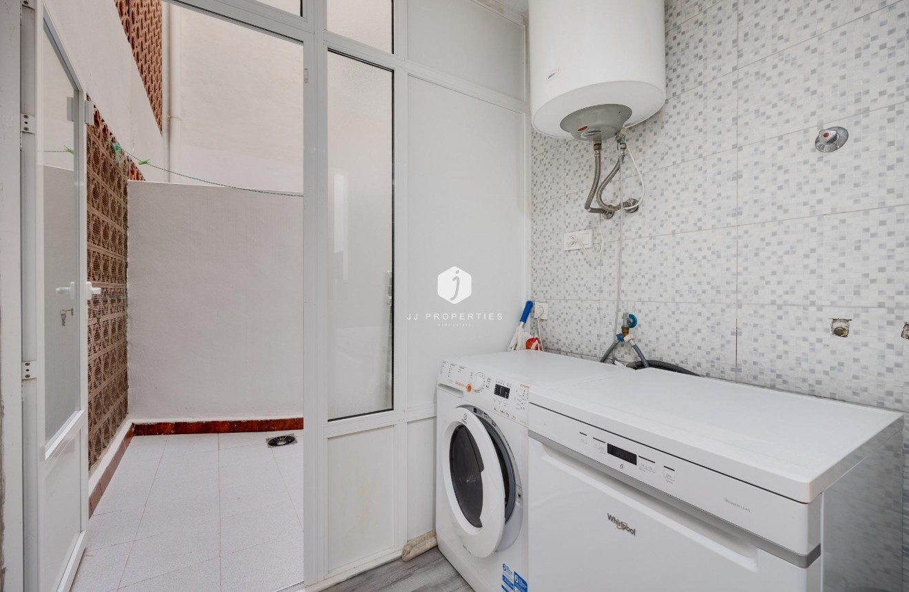 Resale - Apartment / flat -
Torrevieja - Acequion