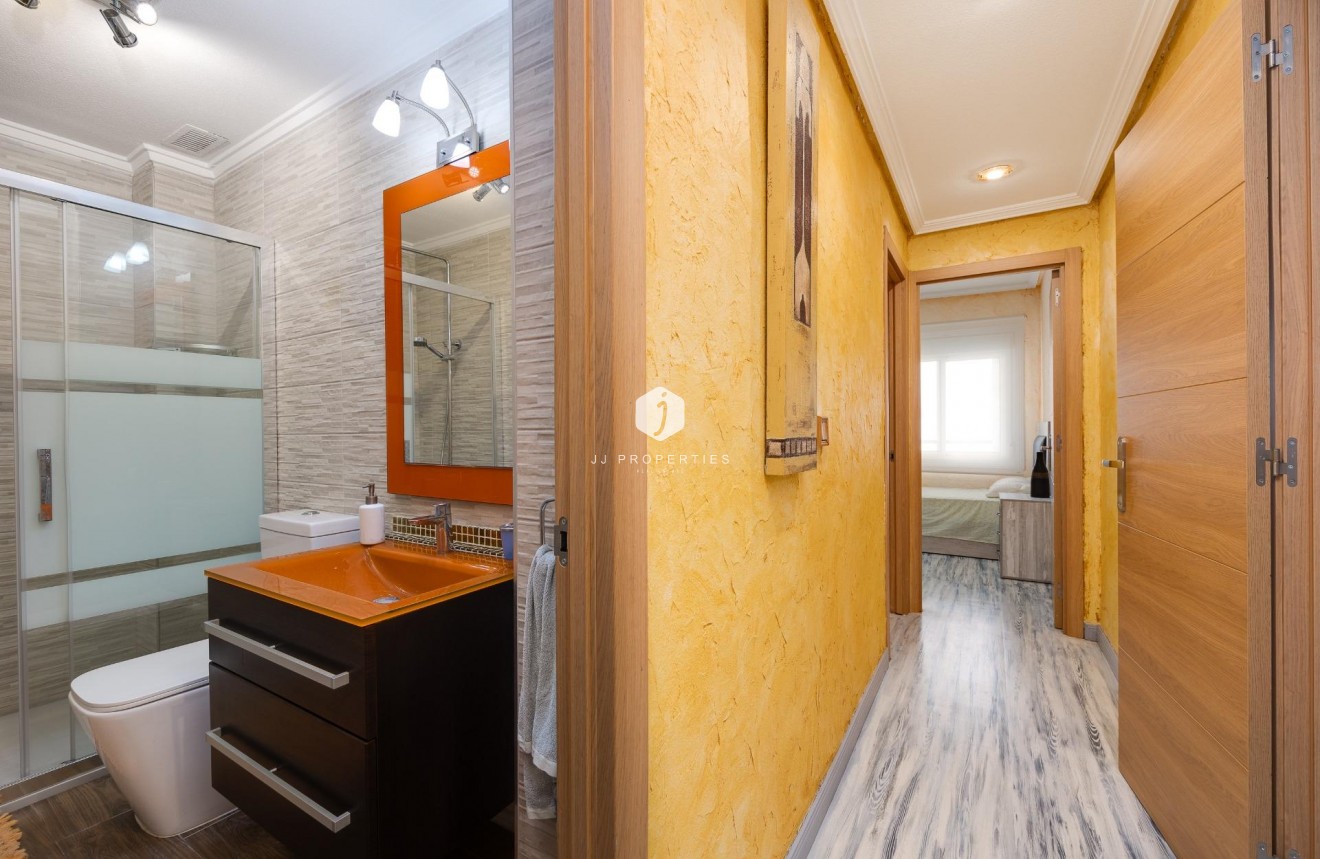 Resale - Apartment / flat -
Torrevieja - Acequion