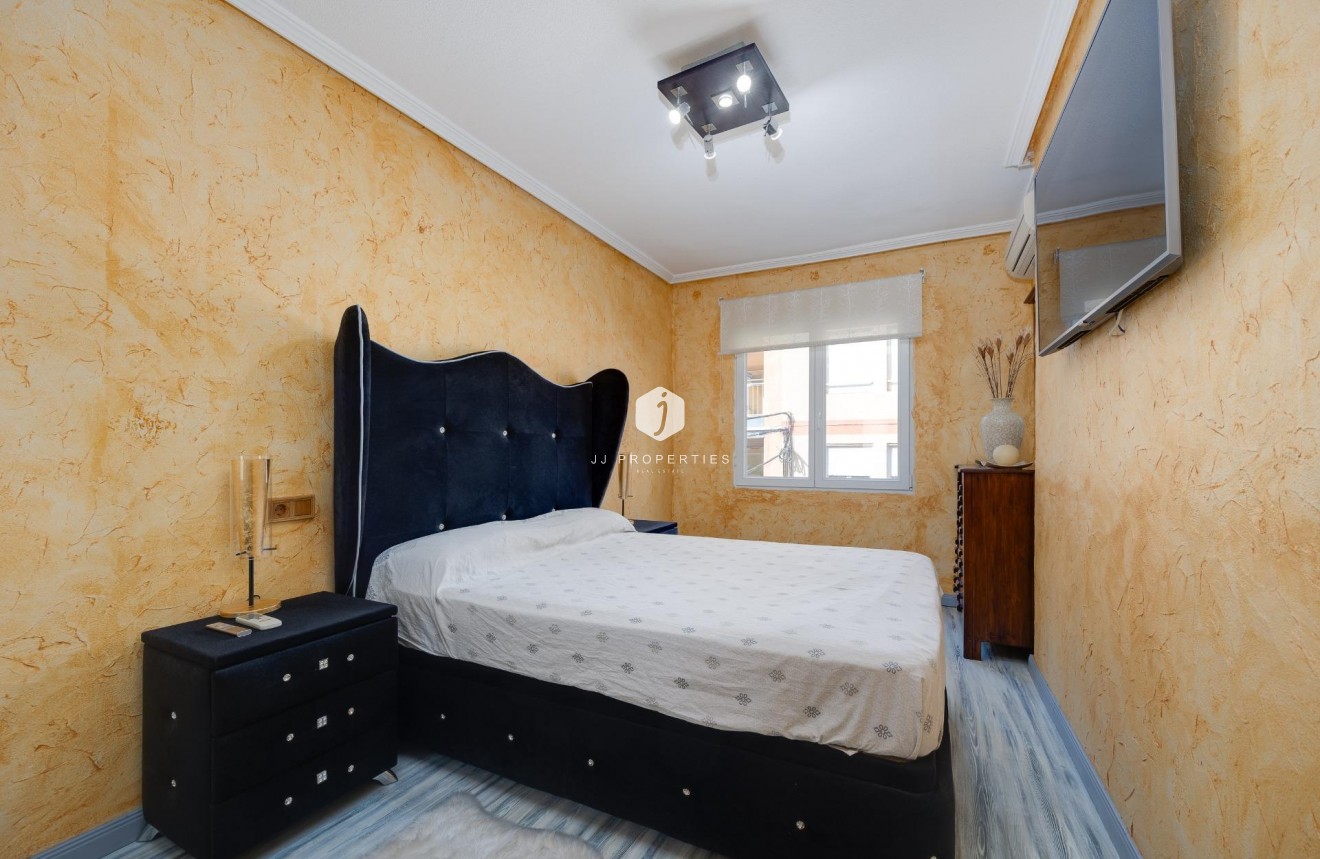 Resale - Apartment / flat -
Torrevieja - Acequion