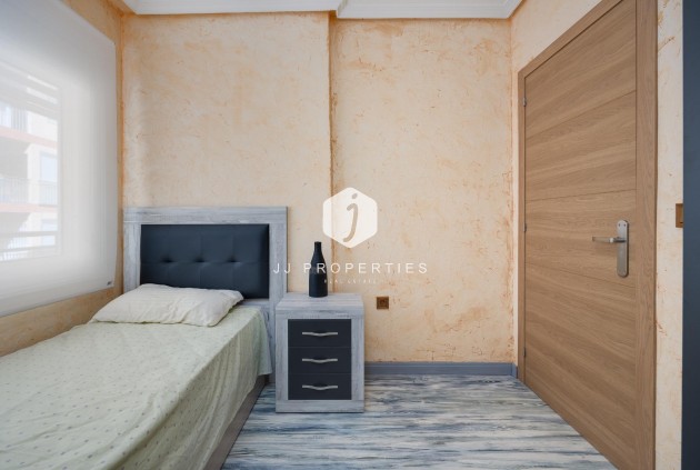 Resale - Apartment / flat -
Torrevieja - Acequion