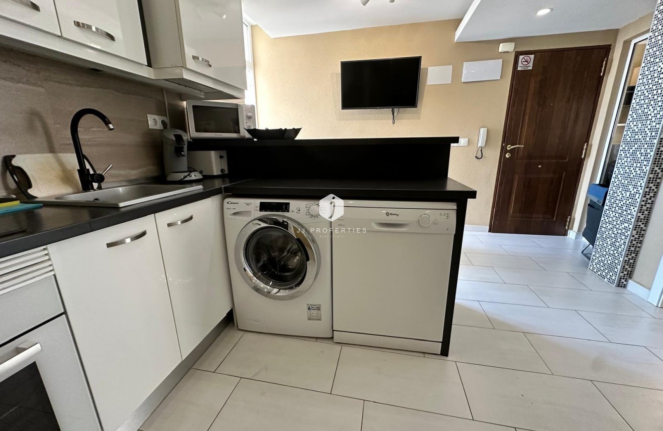 Segunda mano - Apartamento / piso -
Torrevieja - Paseo maritimo