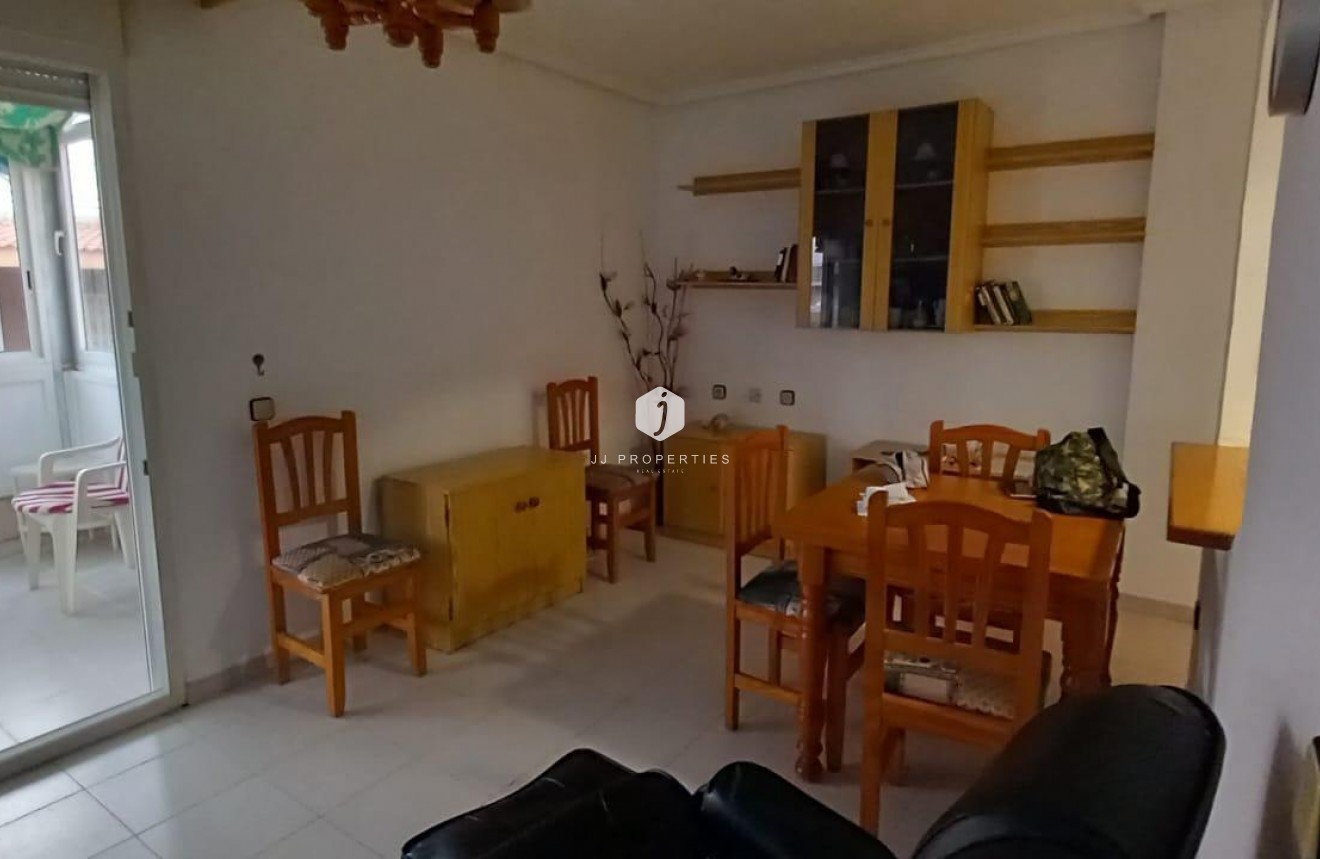 Tweedehands - Penthouse -
Torrevieja - El Acequión - Los Náufragos