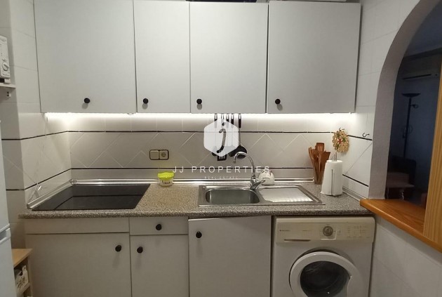 Tweedehands - Penthouse -
Torrevieja - El Acequión - Los Náufragos