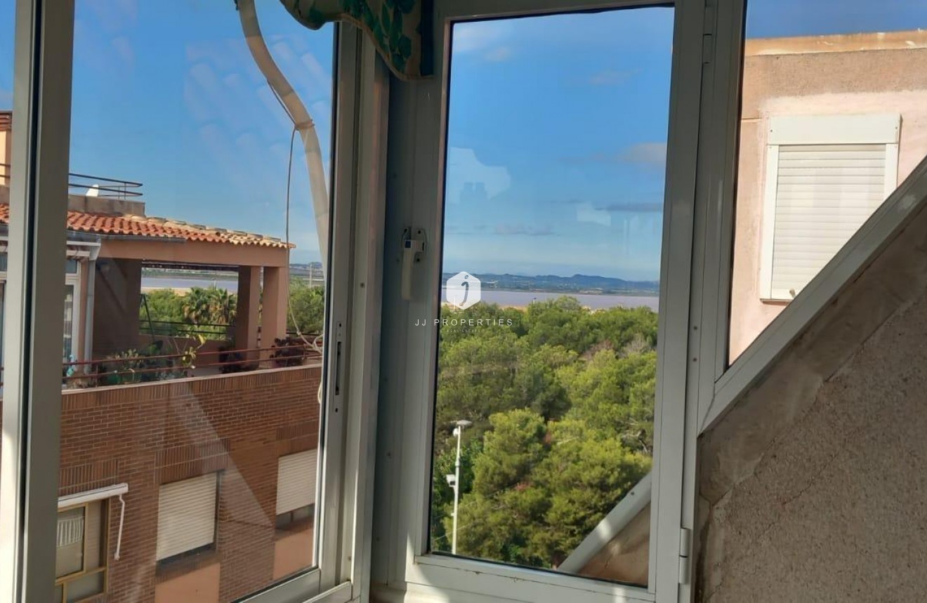 Tweedehands - Penthouse -
Torrevieja - El Acequión - Los Náufragos