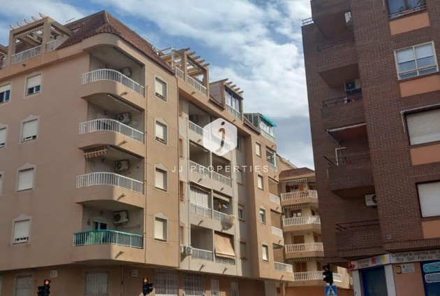 Tweedehands - Penthouse -
Torrevieja - El Acequión - Los Náufragos