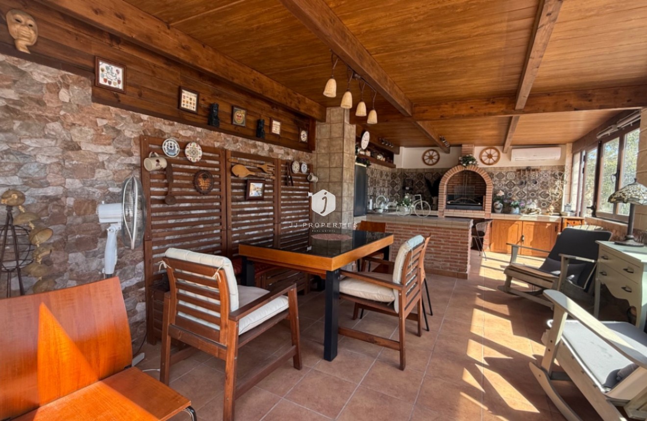 D'occasion - Villa -
Torrevieja - Costa Blanca