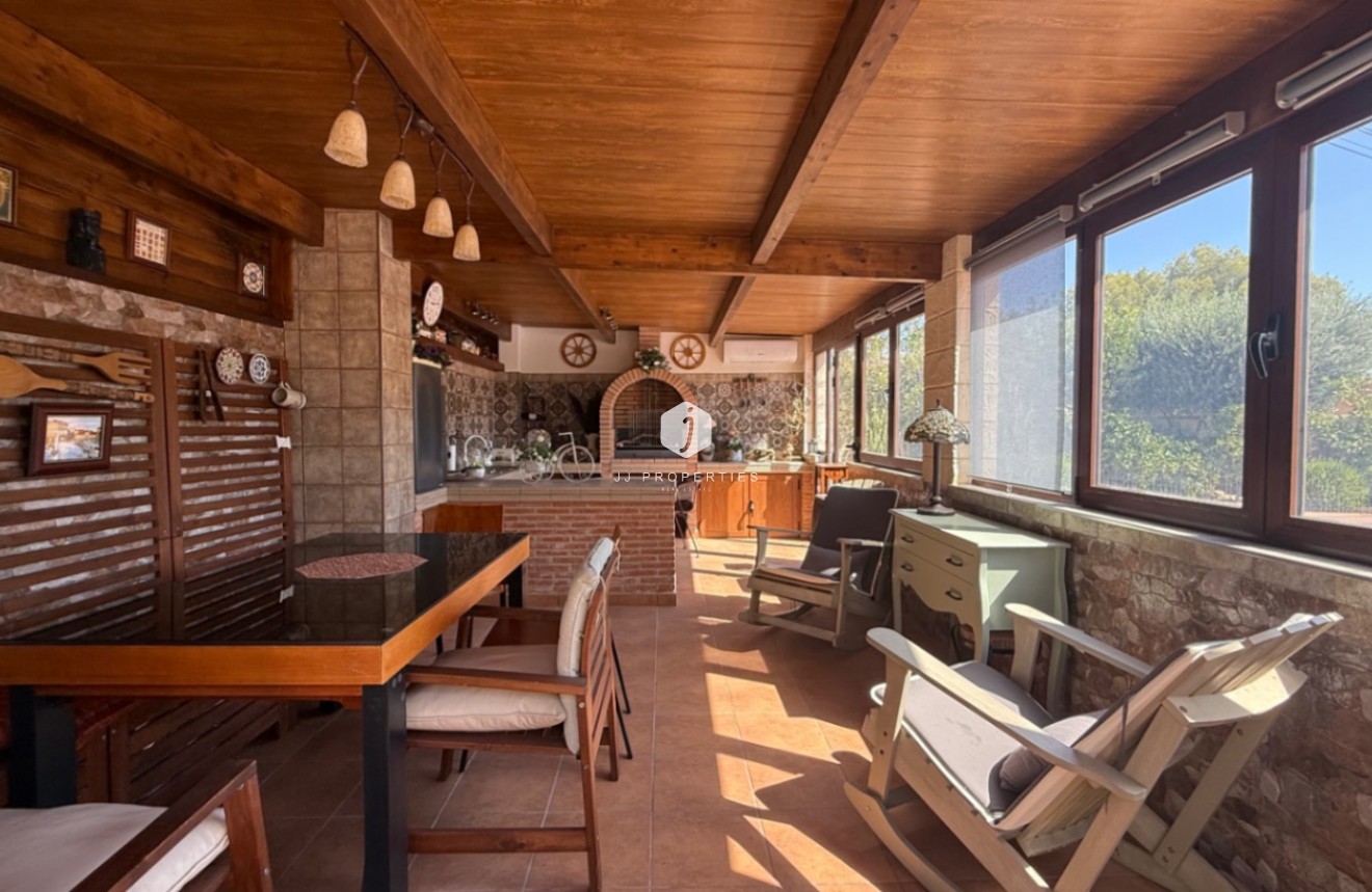 D'occasion - Villa -
Torrevieja - Costa Blanca