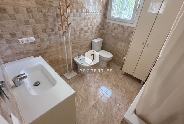 D'occasion - Villa -
Torrevieja - Costa Blanca