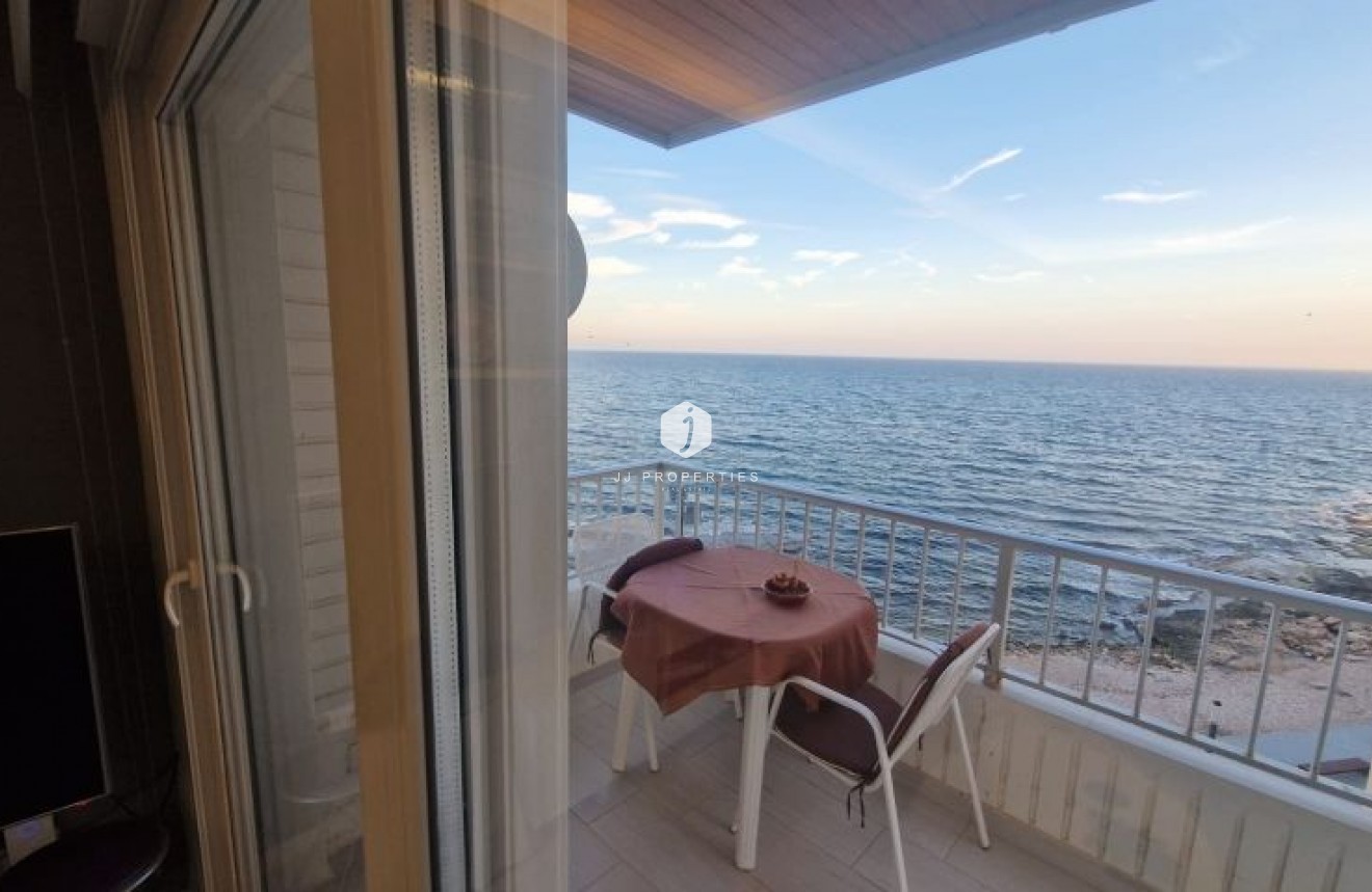 Tweedehands - Appartement / flat -
Torrevieja - Costa Blanca