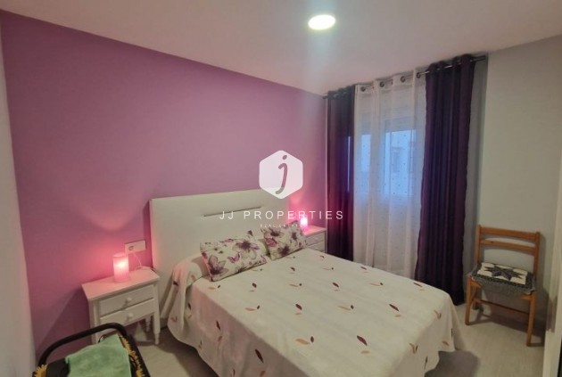 Tweedehands - Appartement / flat -
Torrevieja - Costa Blanca