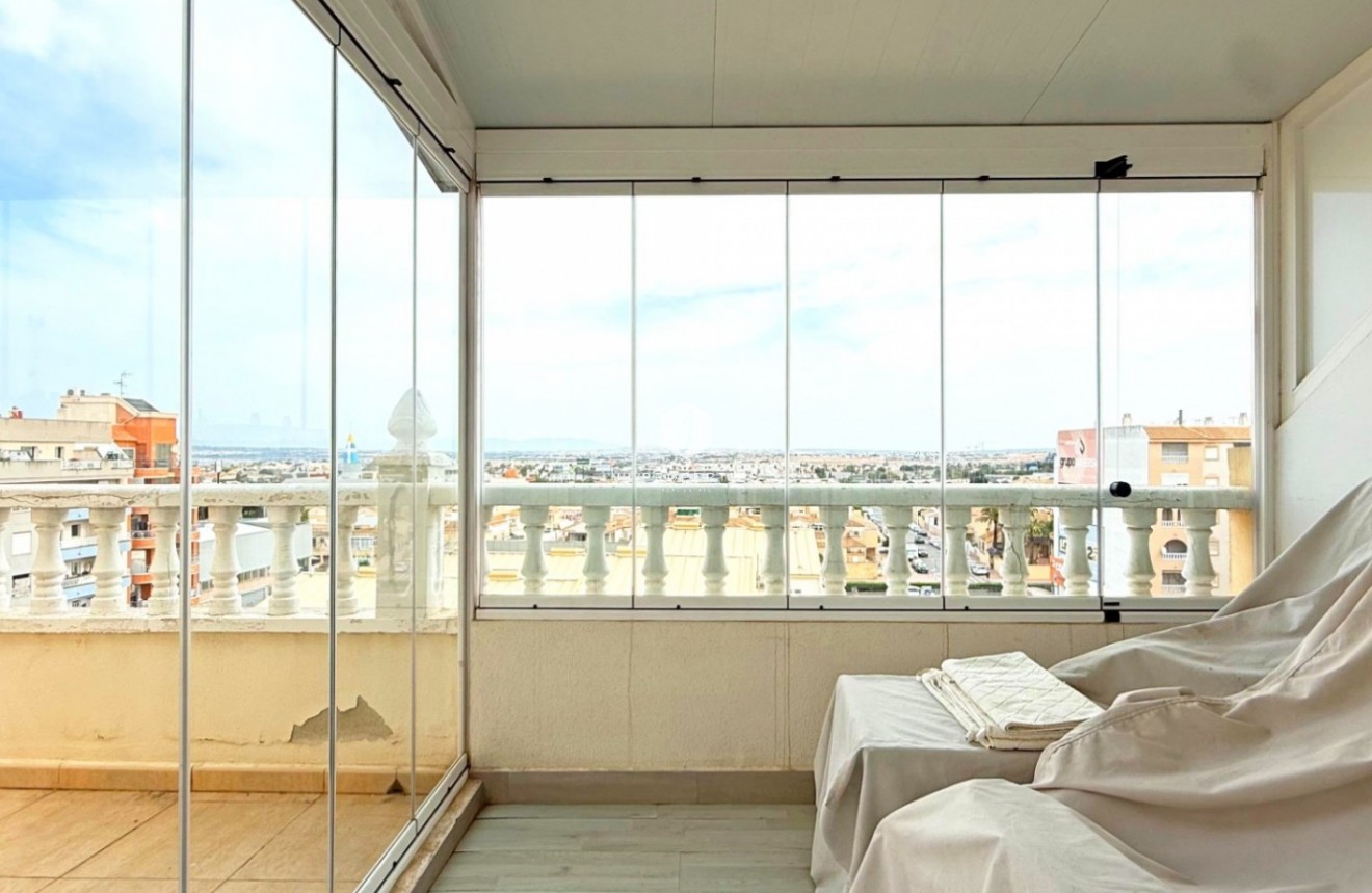 Tweedehands - Appartement / flat -
Torrevieja - Costa Blanca